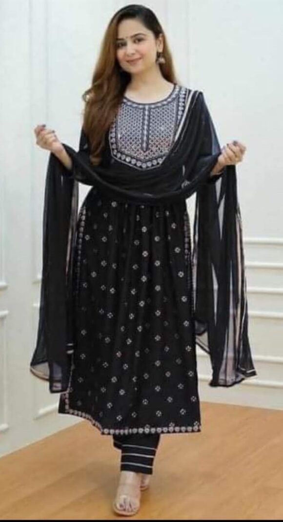 থ্রী-পিস - Image 9